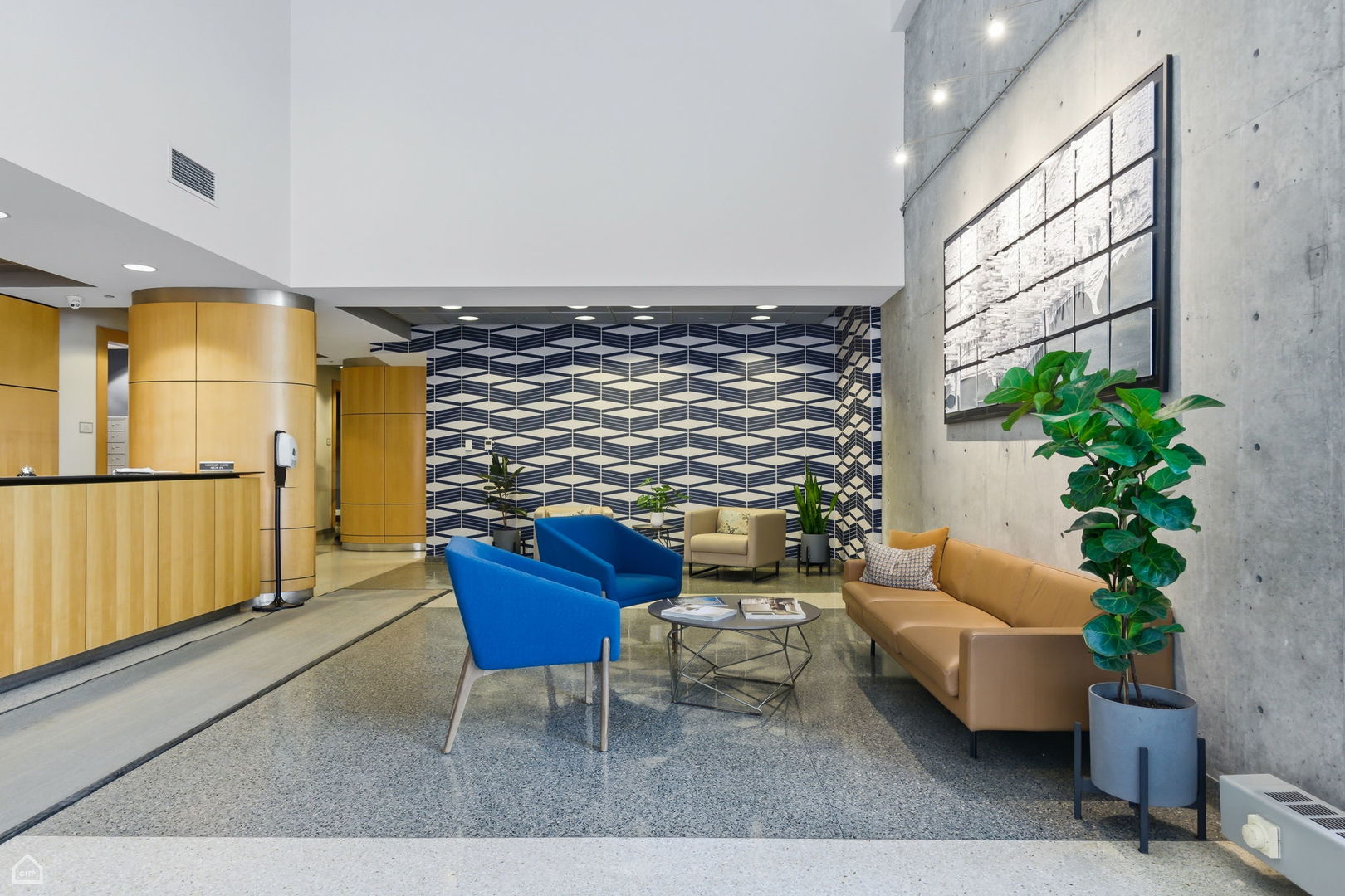 720 N Larrabee Street Unit: 1206