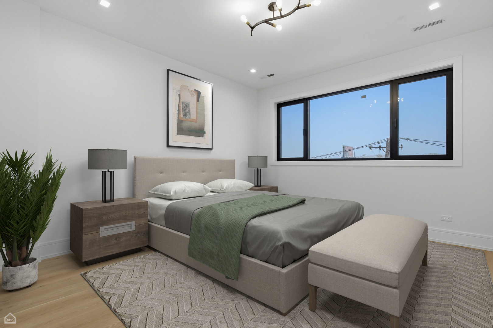 2156 N CLAREMONT Street