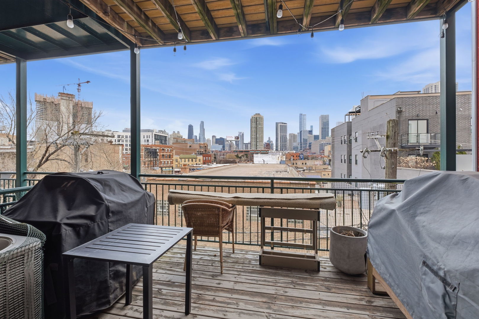 449 N Green Street Unit: 3S