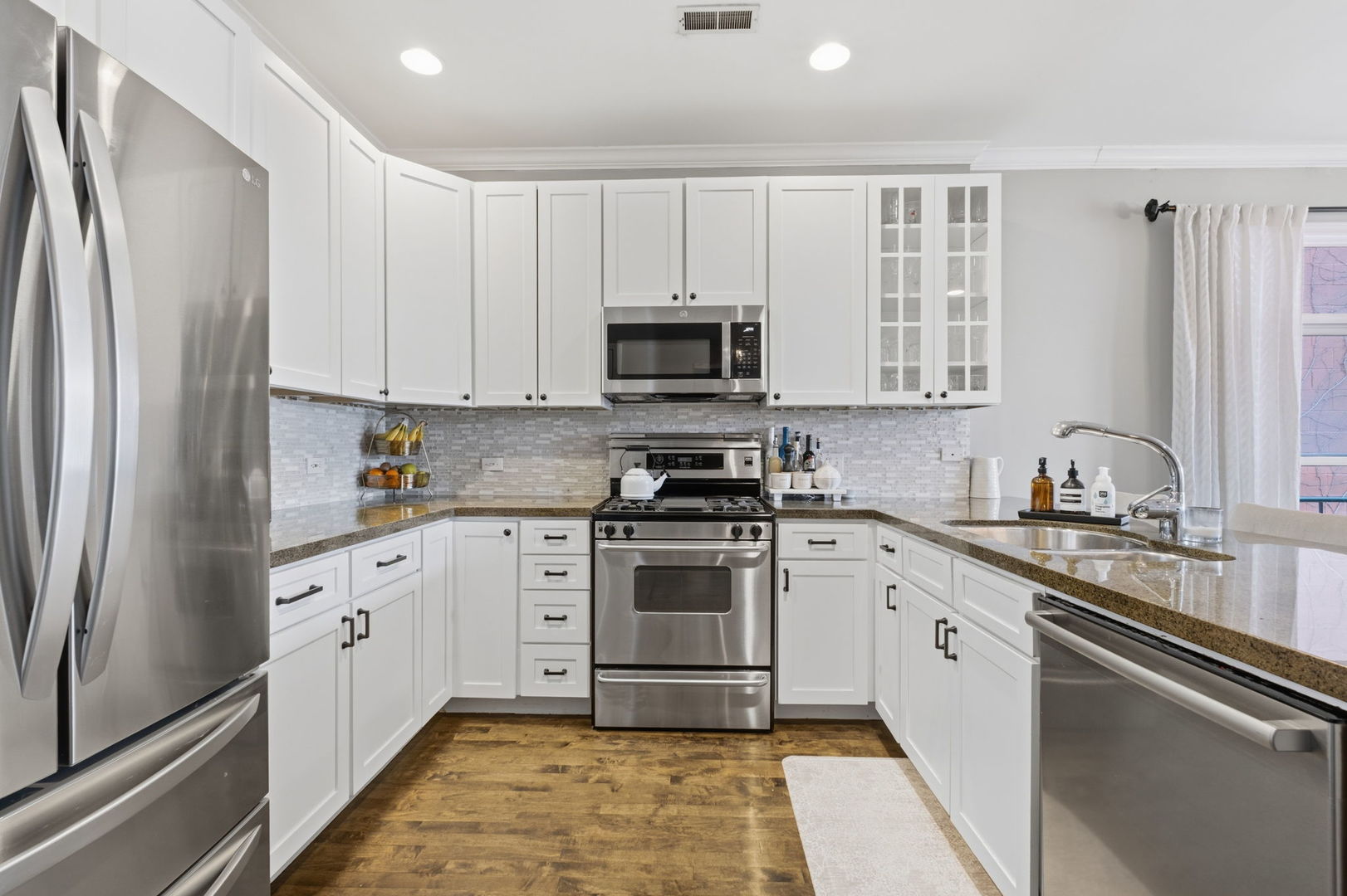 449 N Green Street Unit: 3S