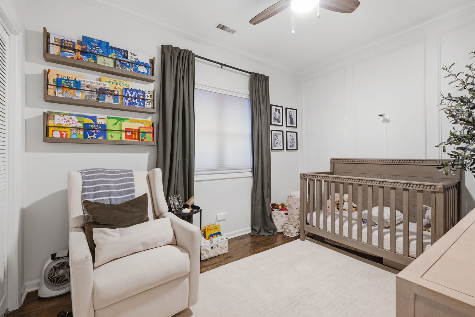 449 N Green Street Unit: 3S