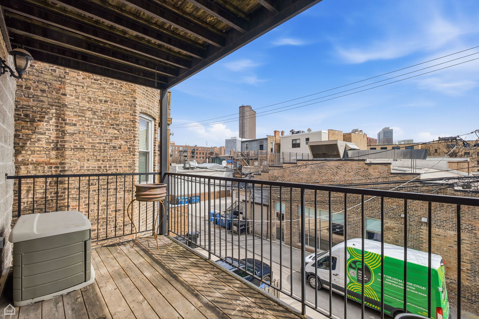 3537 N Reta Avenue Unit: 2