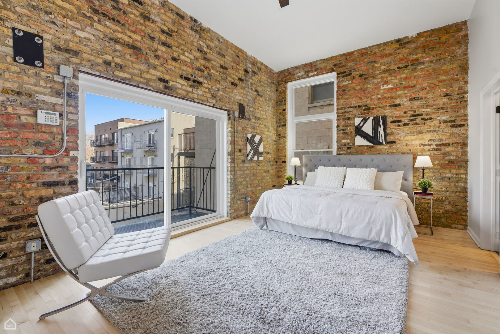 1012 W Diversey Parkway Unit: 3