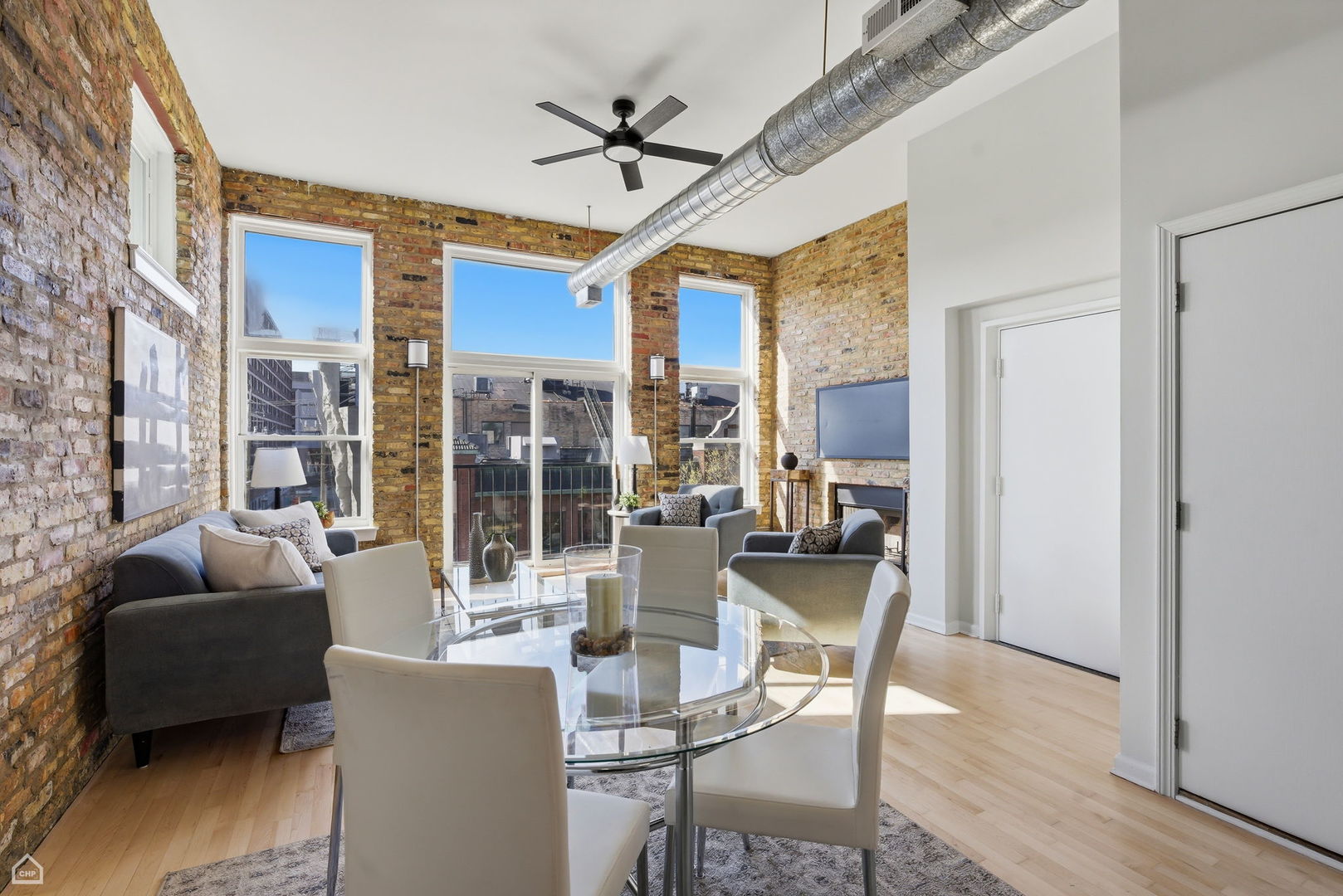 1012 W Diversey Parkway Unit: 3