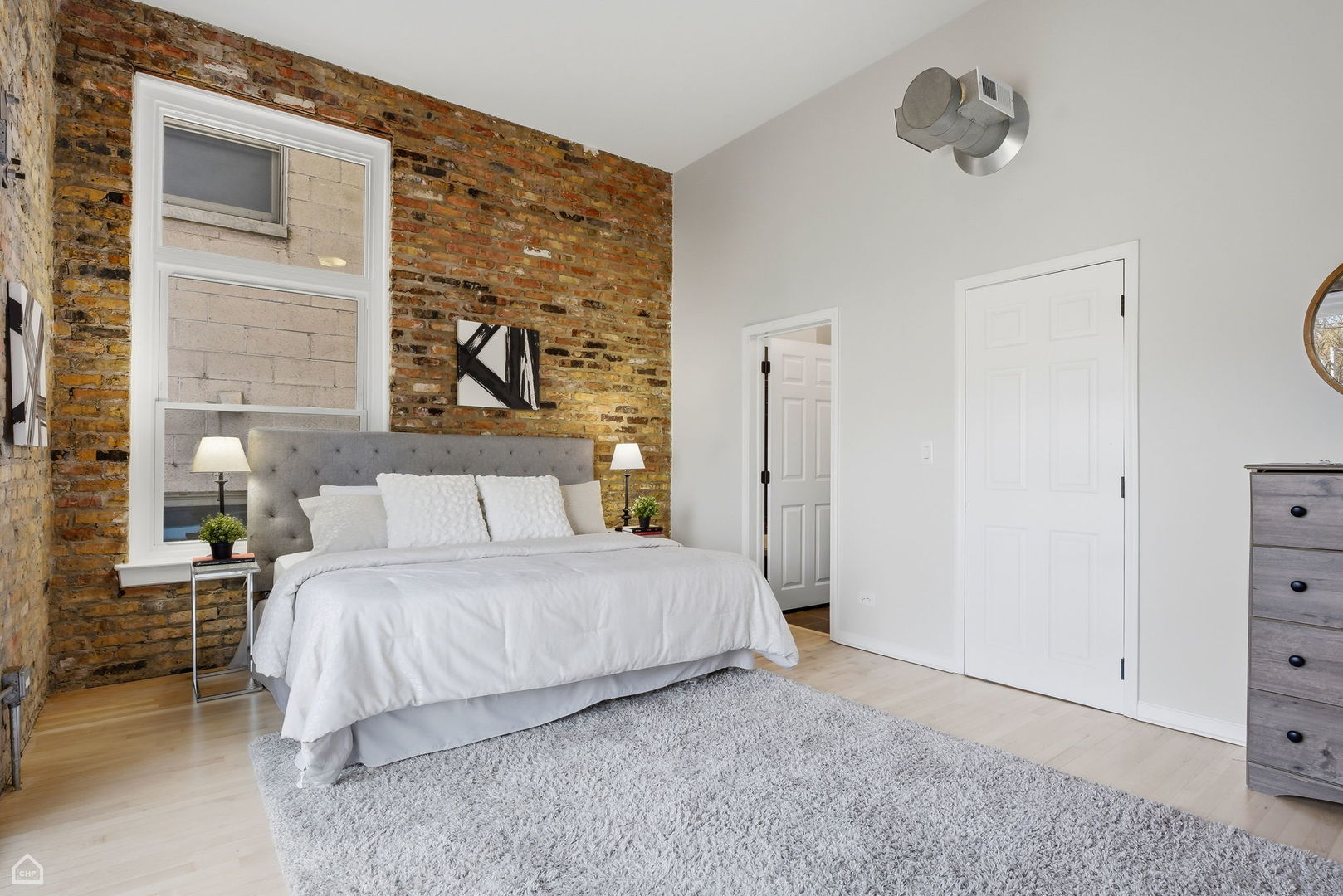 1012 W Diversey Parkway Unit: 3