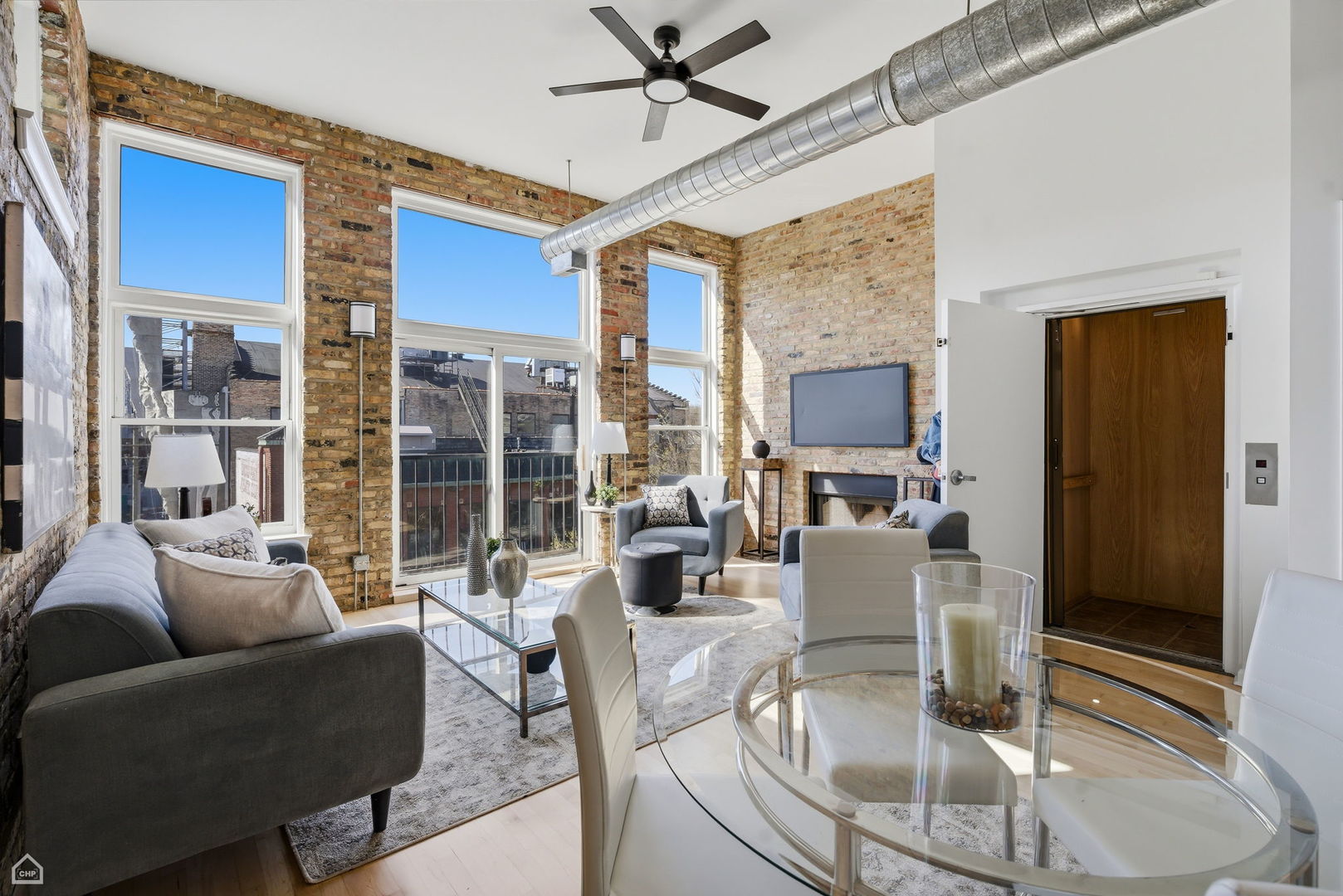 1012 W Diversey Parkway Unit: 3