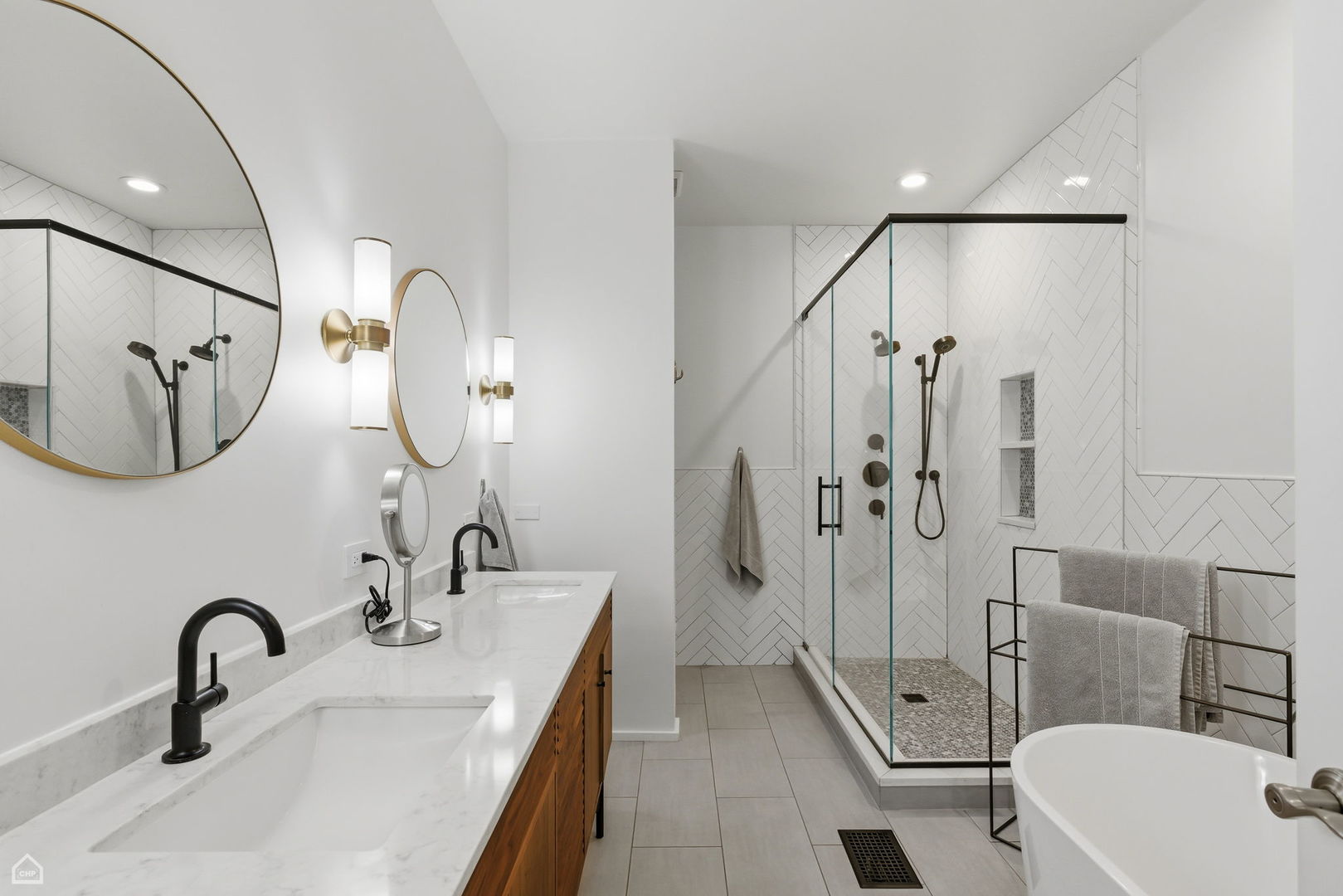 361 W Superior Street Unit: B