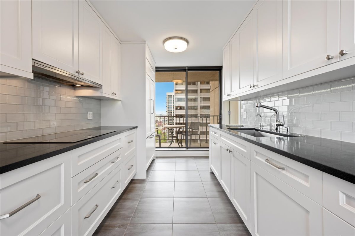 1410 N State Parkway Unit: 23B