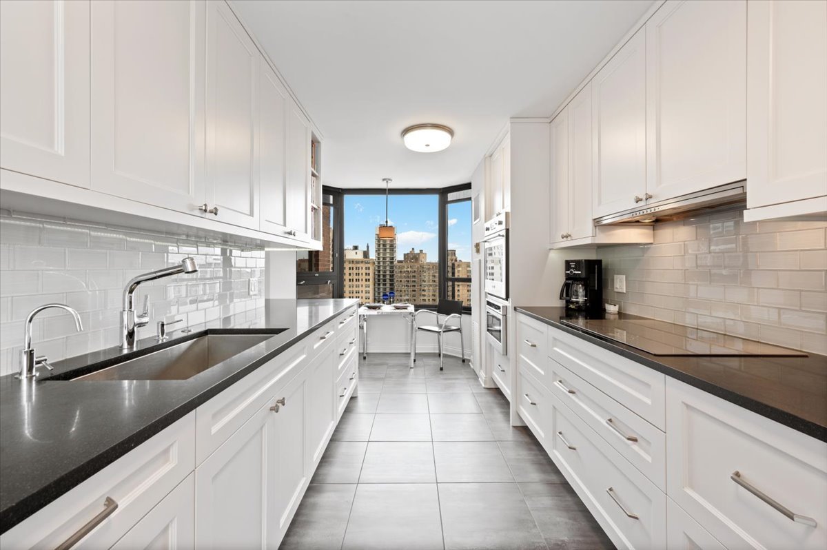 1410 N State Parkway Unit: 23B