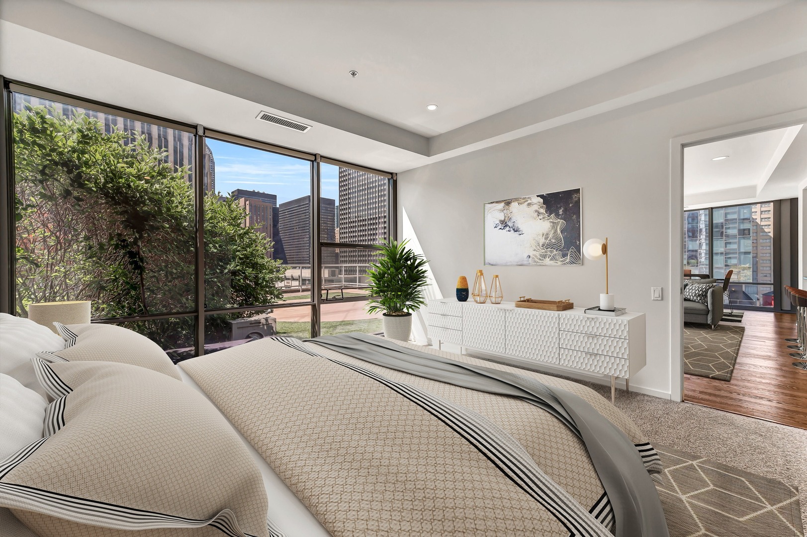 240 E Illinois Street Unit: 1001