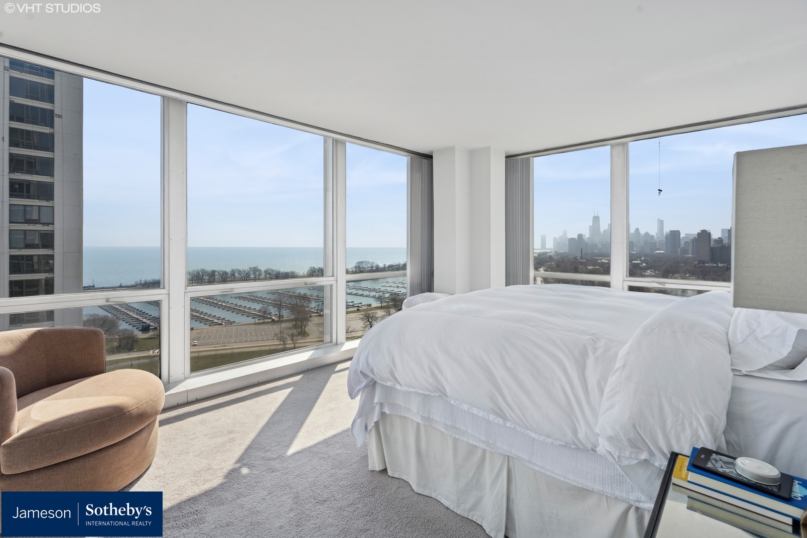 330 W Diversey Parkway Unit: 1907-09