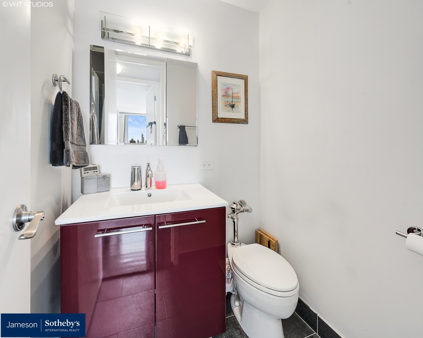 330 W Diversey Parkway Unit: 1907-09