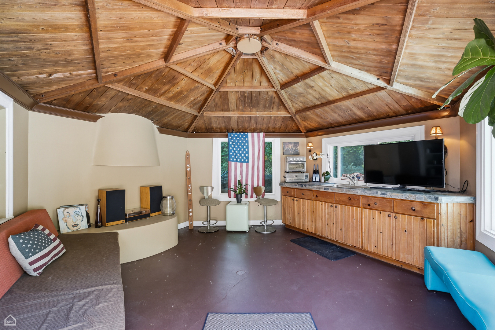 1540 Grant Road