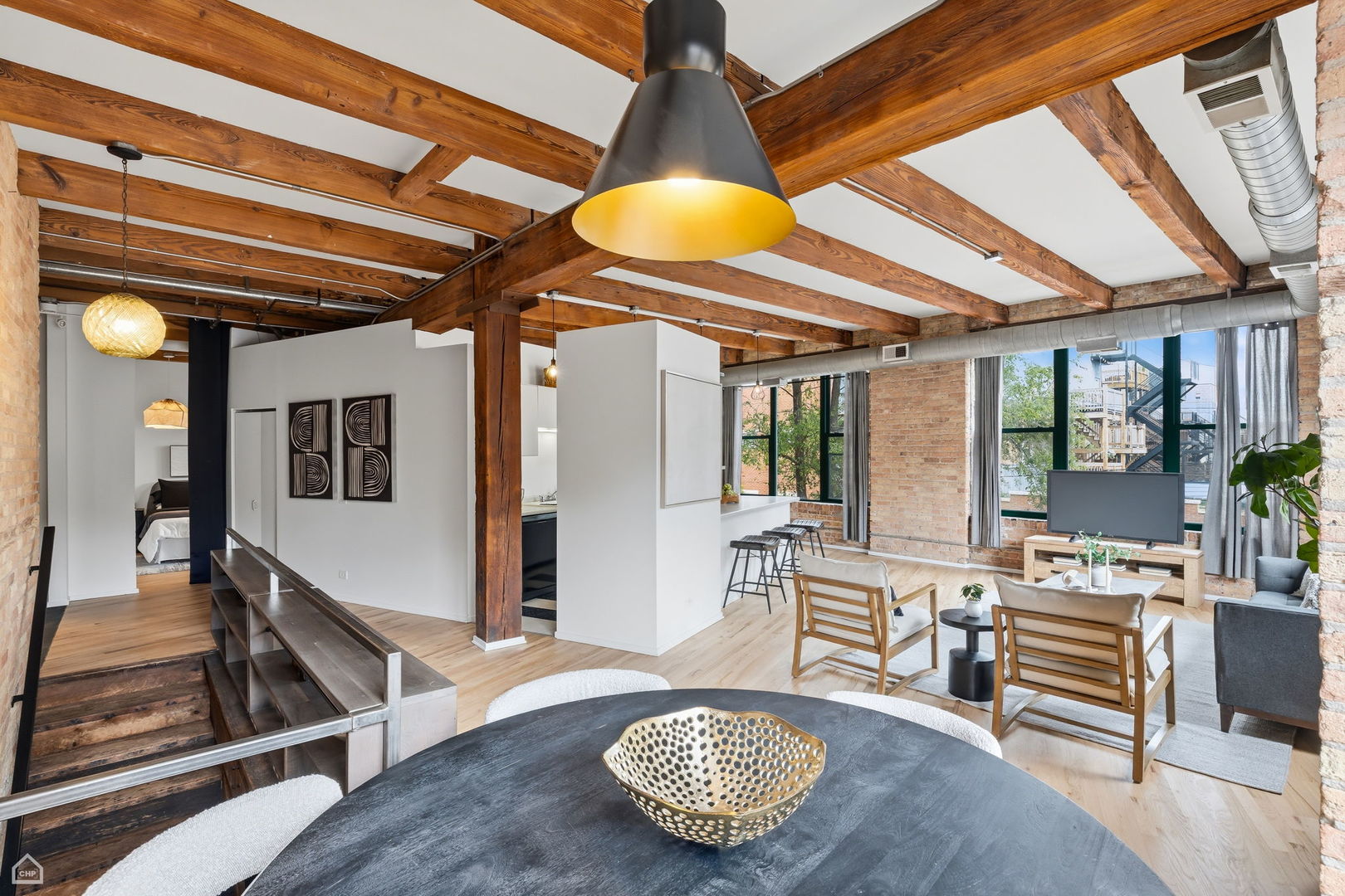835 N Wood Street Unit: 103-203
