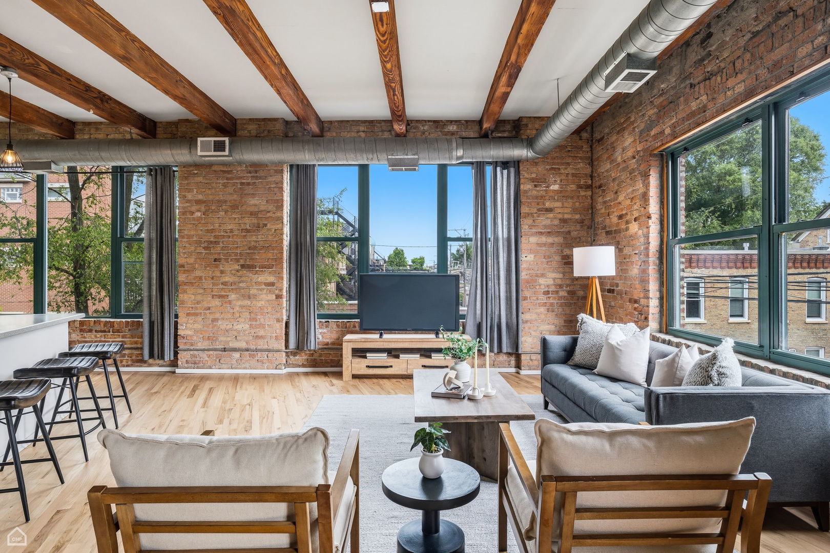 835 N Wood Street Unit: 103-203
