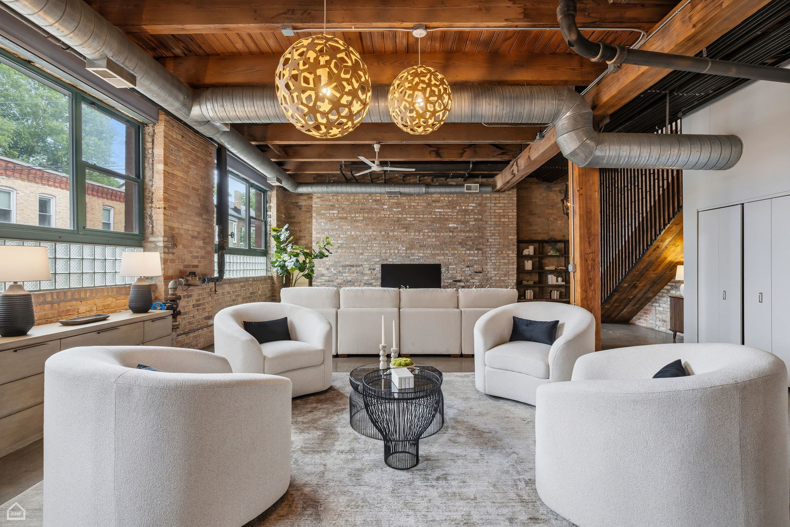 835 N Wood Street Unit: 103-203