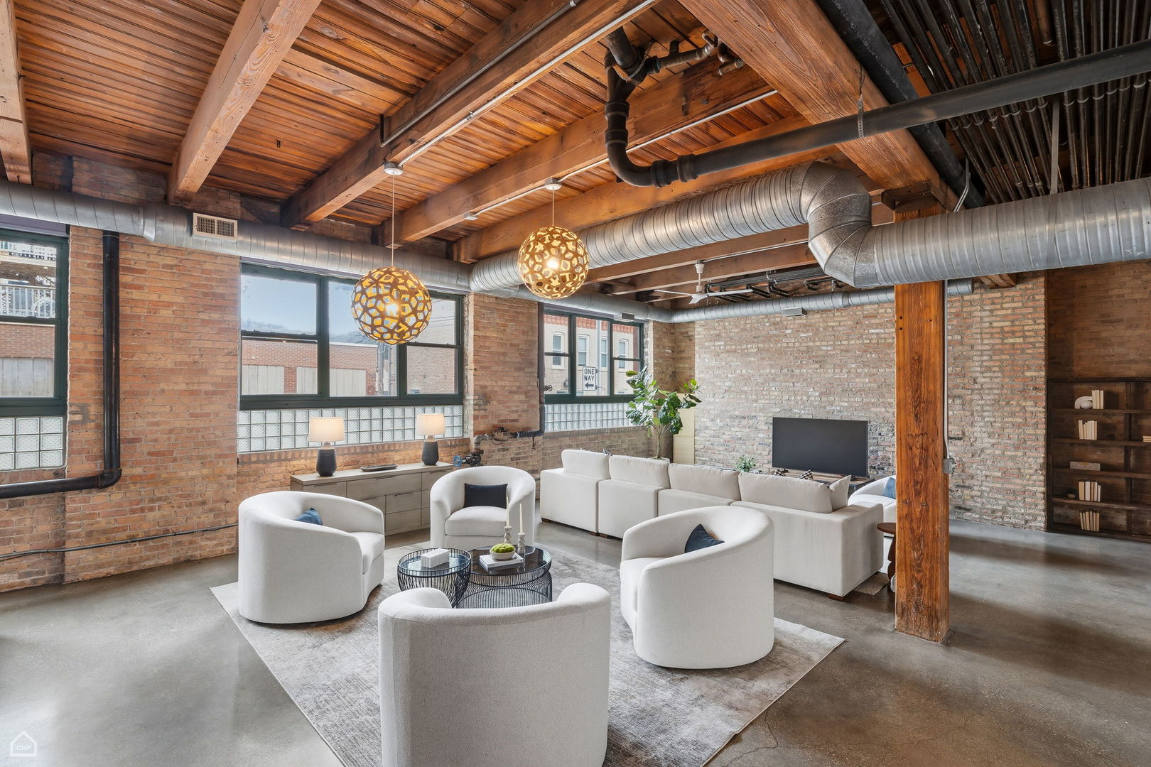 835 N Wood Street Unit: 103-203