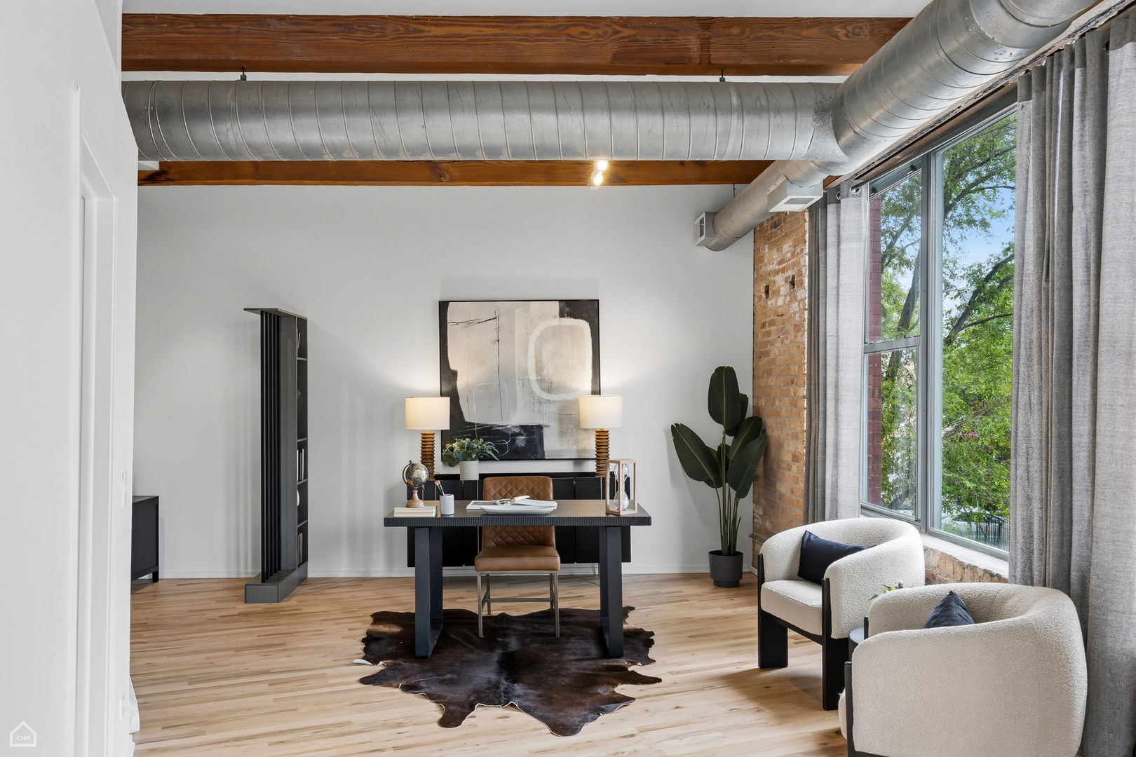 835 N Wood Street Unit: 103-203