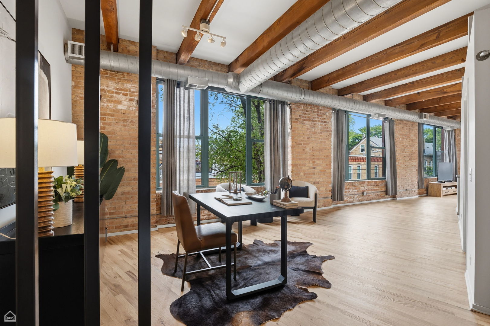 835 N Wood Street Unit: 103-203