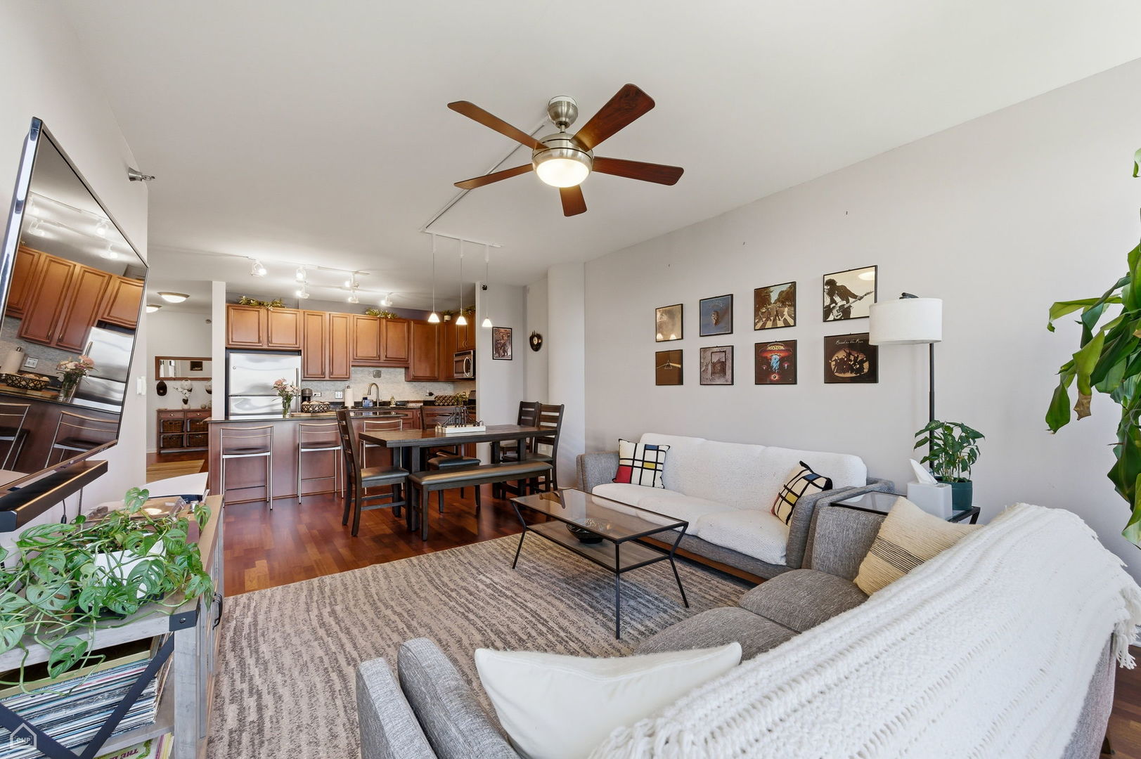 1255 S STATE Street Unit: 708