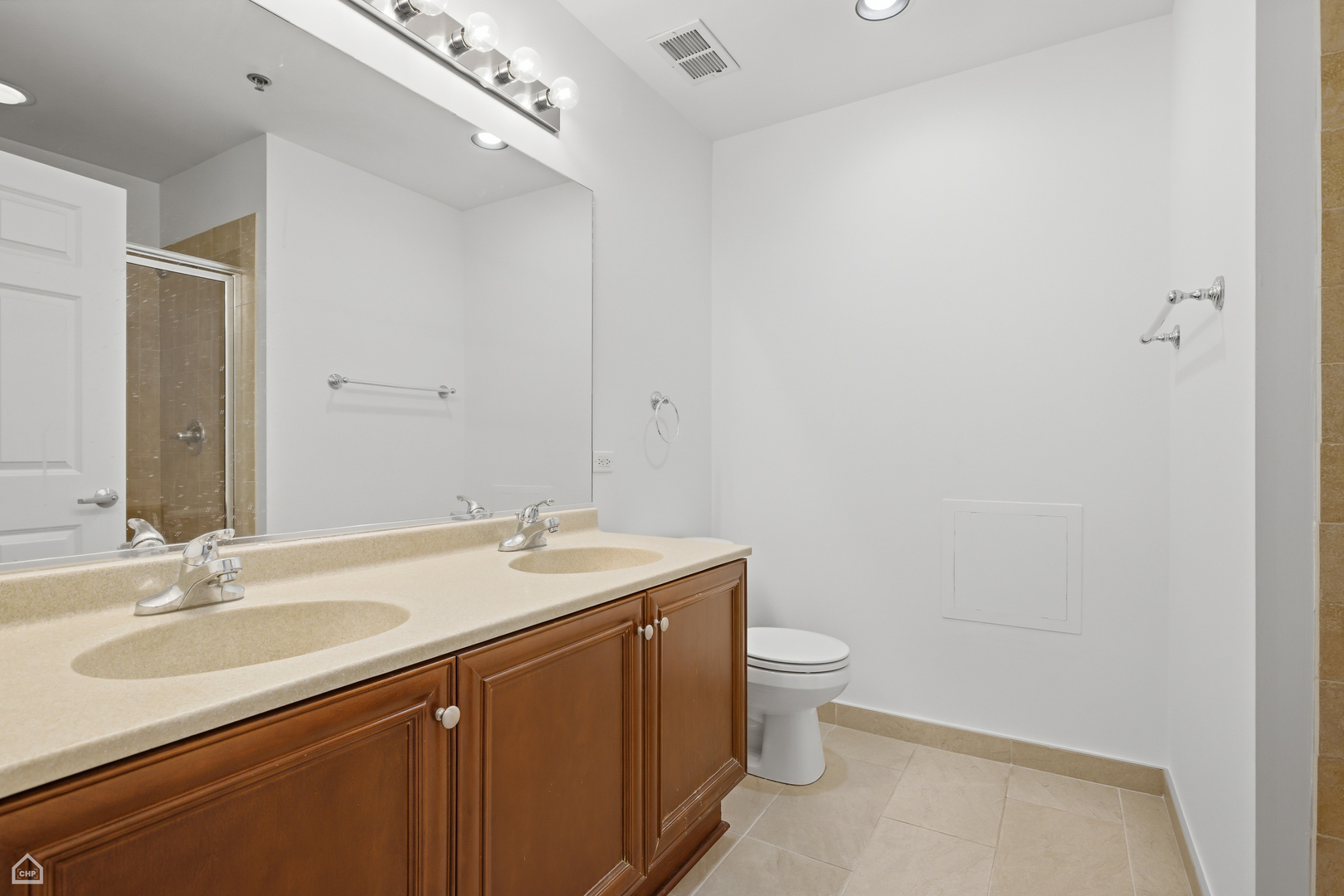 3450 S Halsted Street Unit: 217