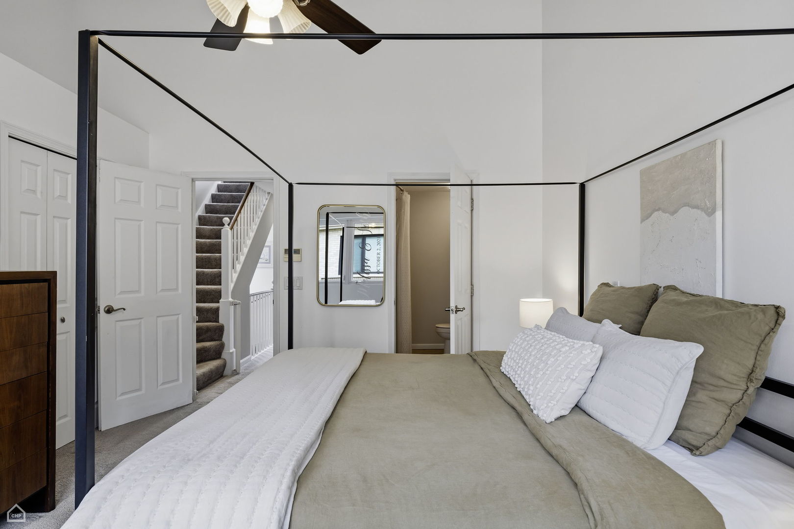 2740 N Wayne Avenue Unit: C