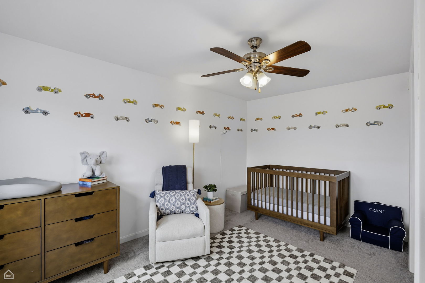 2740 N Wayne Avenue Unit: C