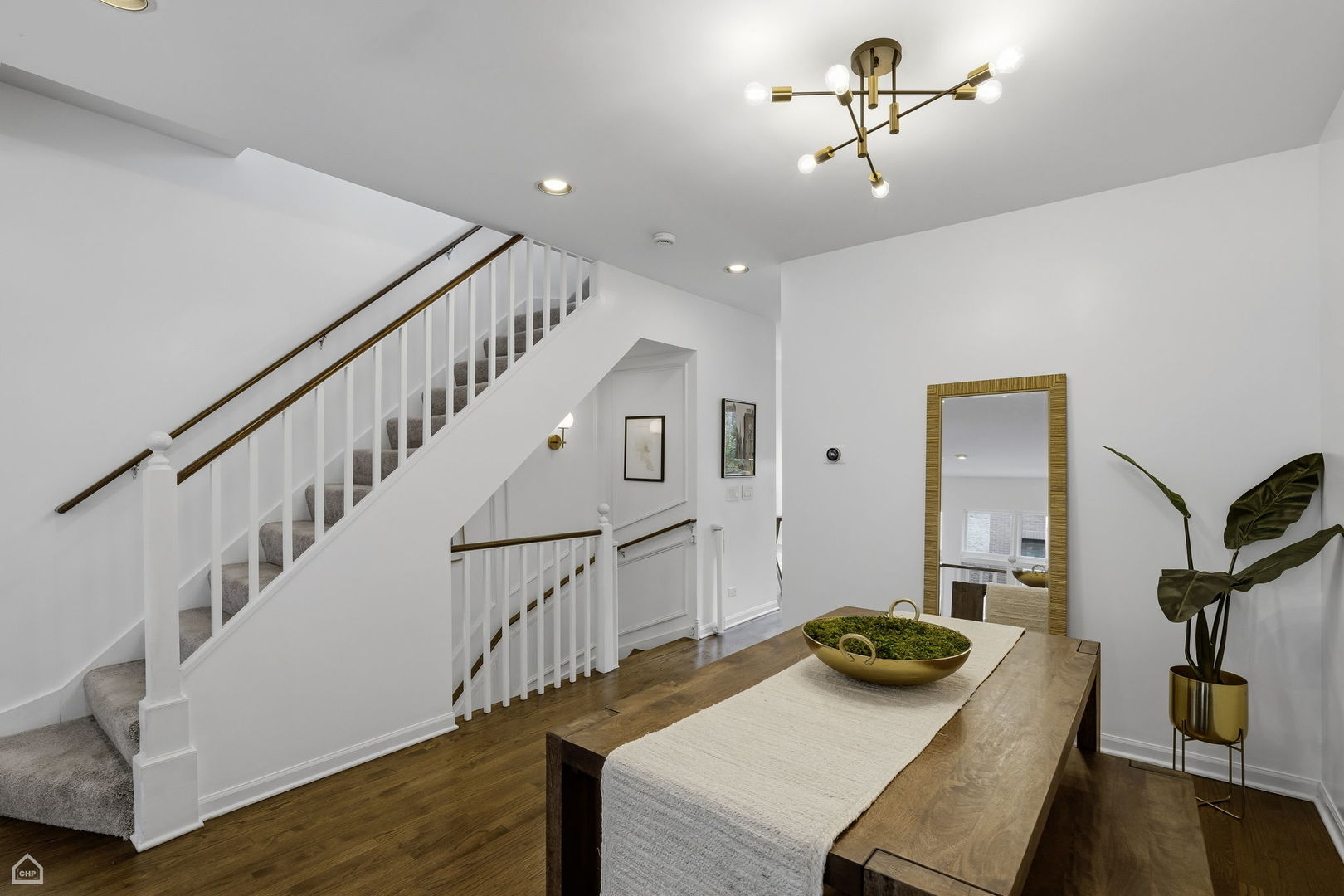 2740 N Wayne Avenue Unit: C