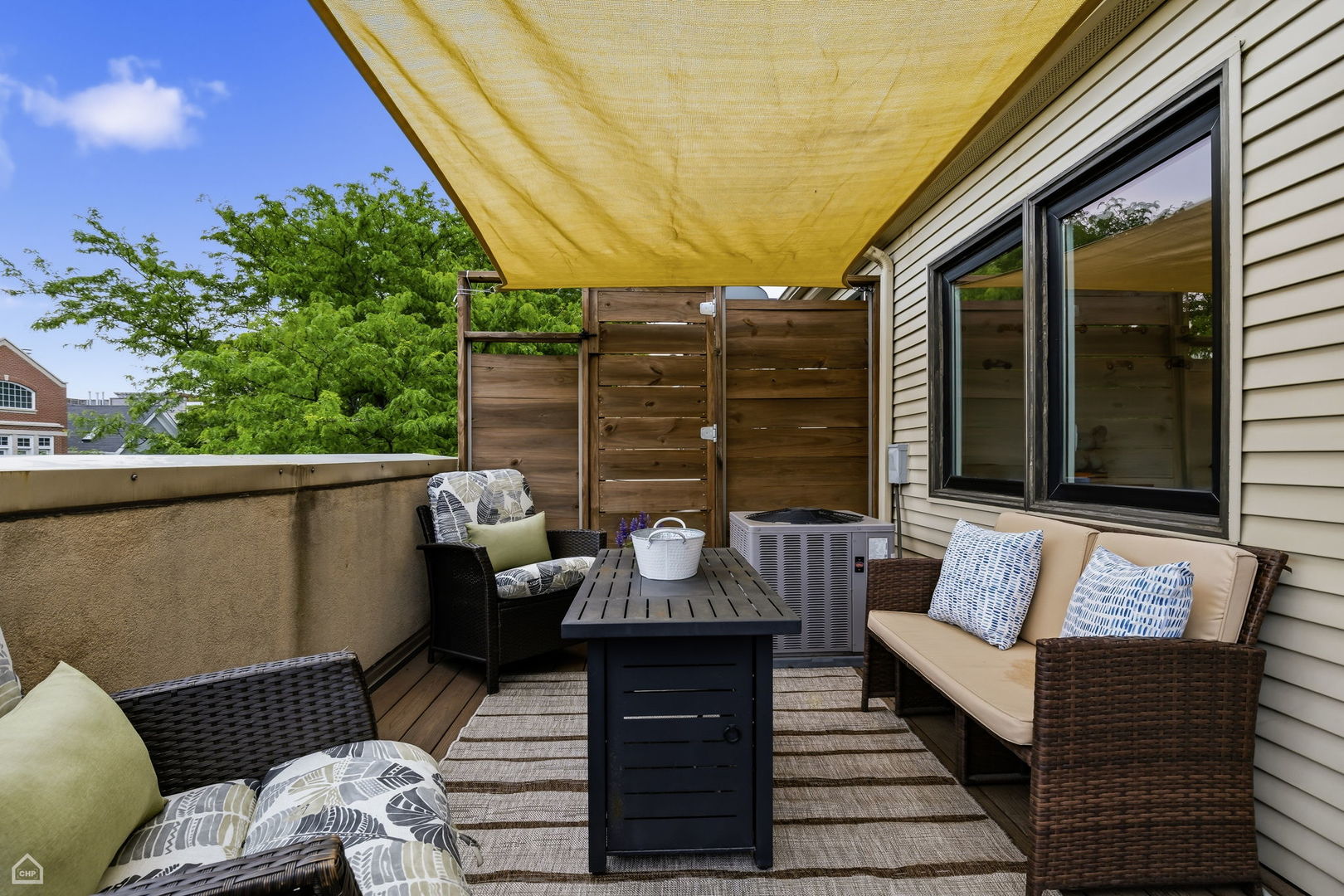 2740 N Wayne Avenue Unit: C