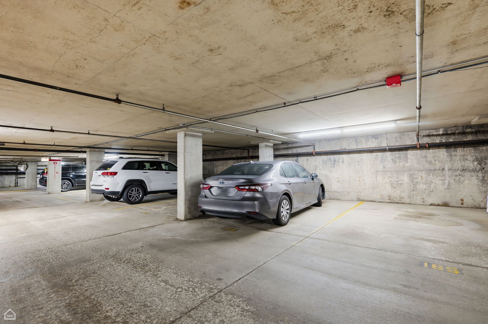 360 W Illinois Street Unit: 5C
