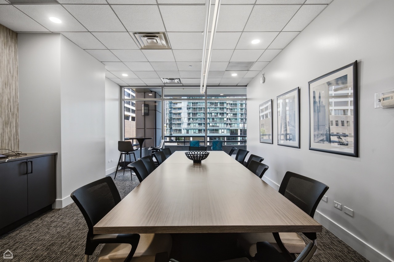333 N Canal Street Unit: 3003