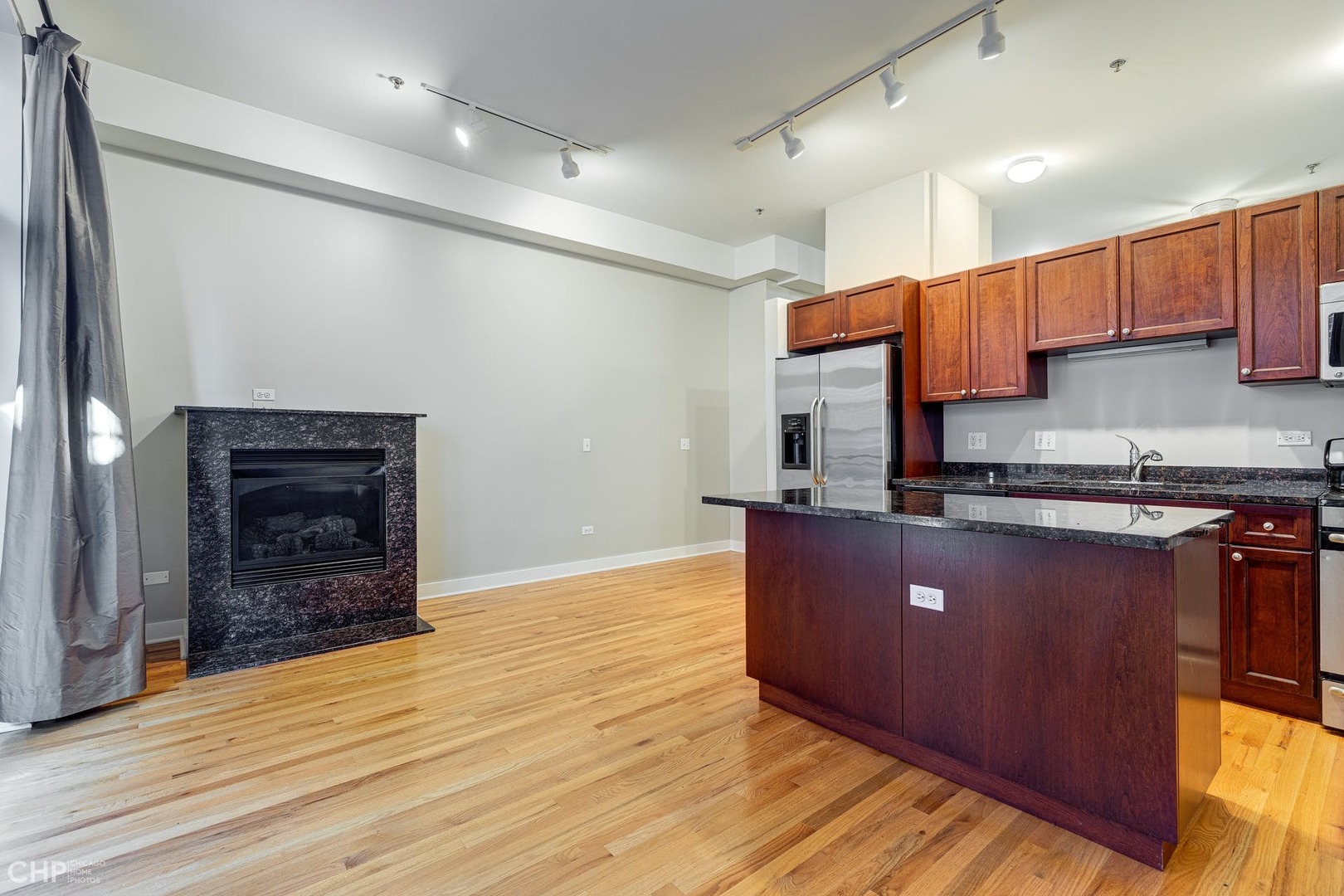 2 S Leavitt Street Unit: 308