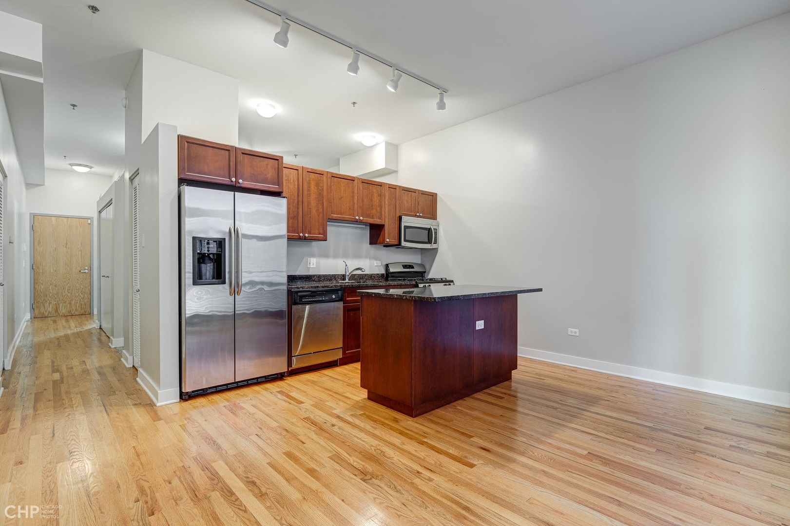 2 S Leavitt Street Unit: 308