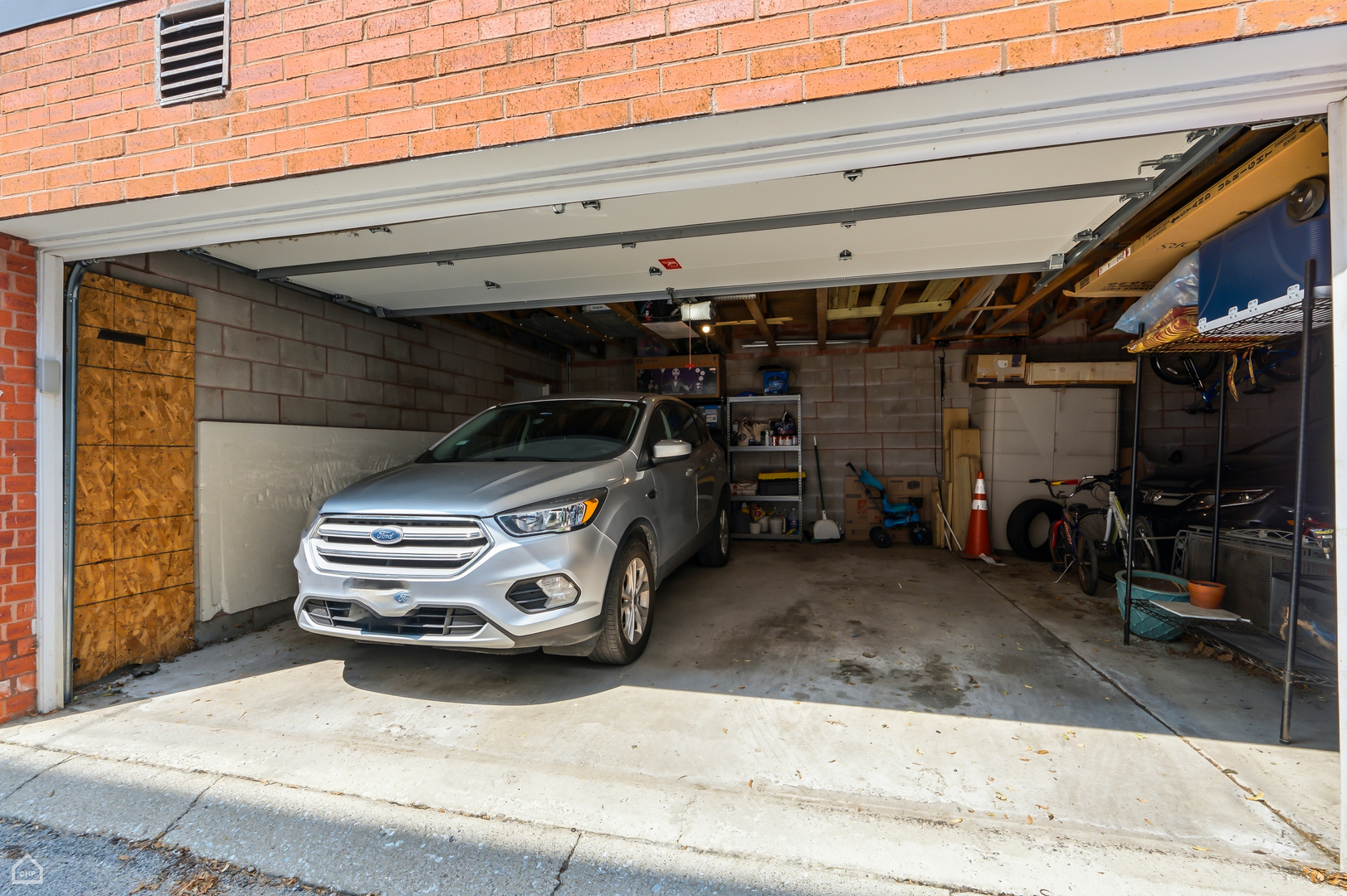 2659 N WAYNE Avenue Unit: B