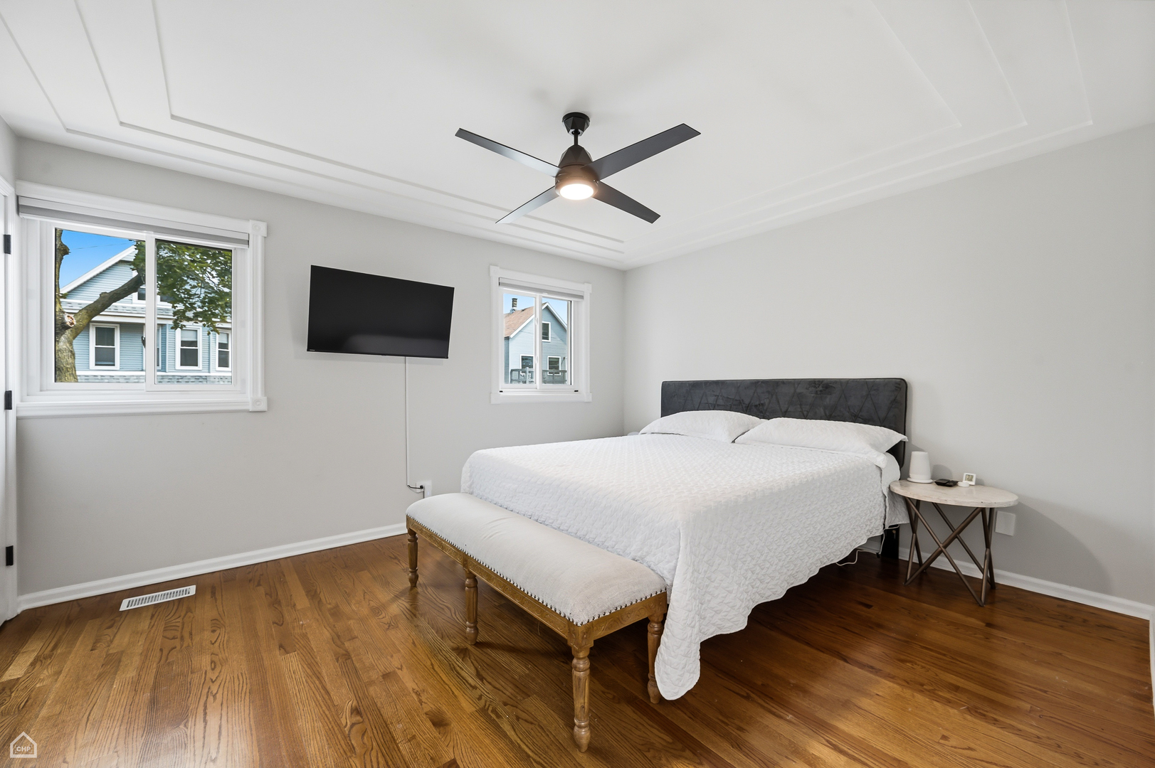 2659 N WAYNE Avenue Unit: B
