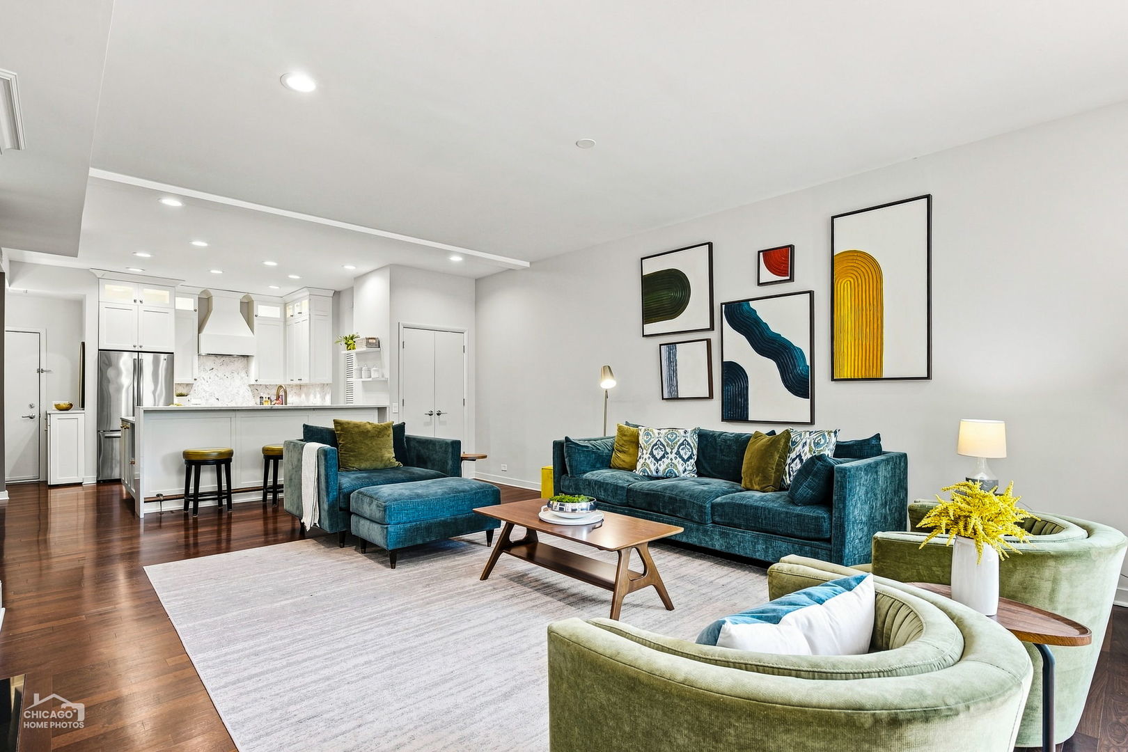 808 N Greenview Avenue Unit: 2B