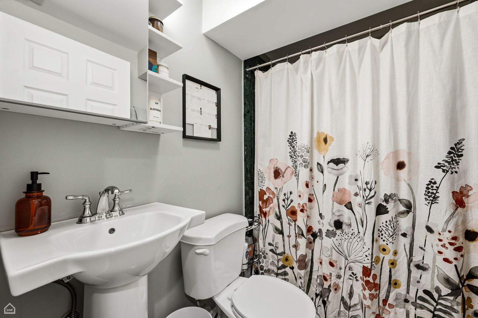 832 N Paulina Street Unit: 1