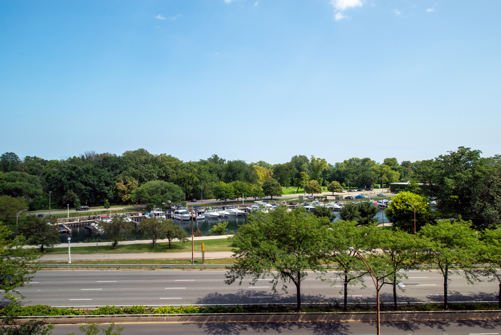 3500 N LAKE SHORE Drive Unit: 6D
