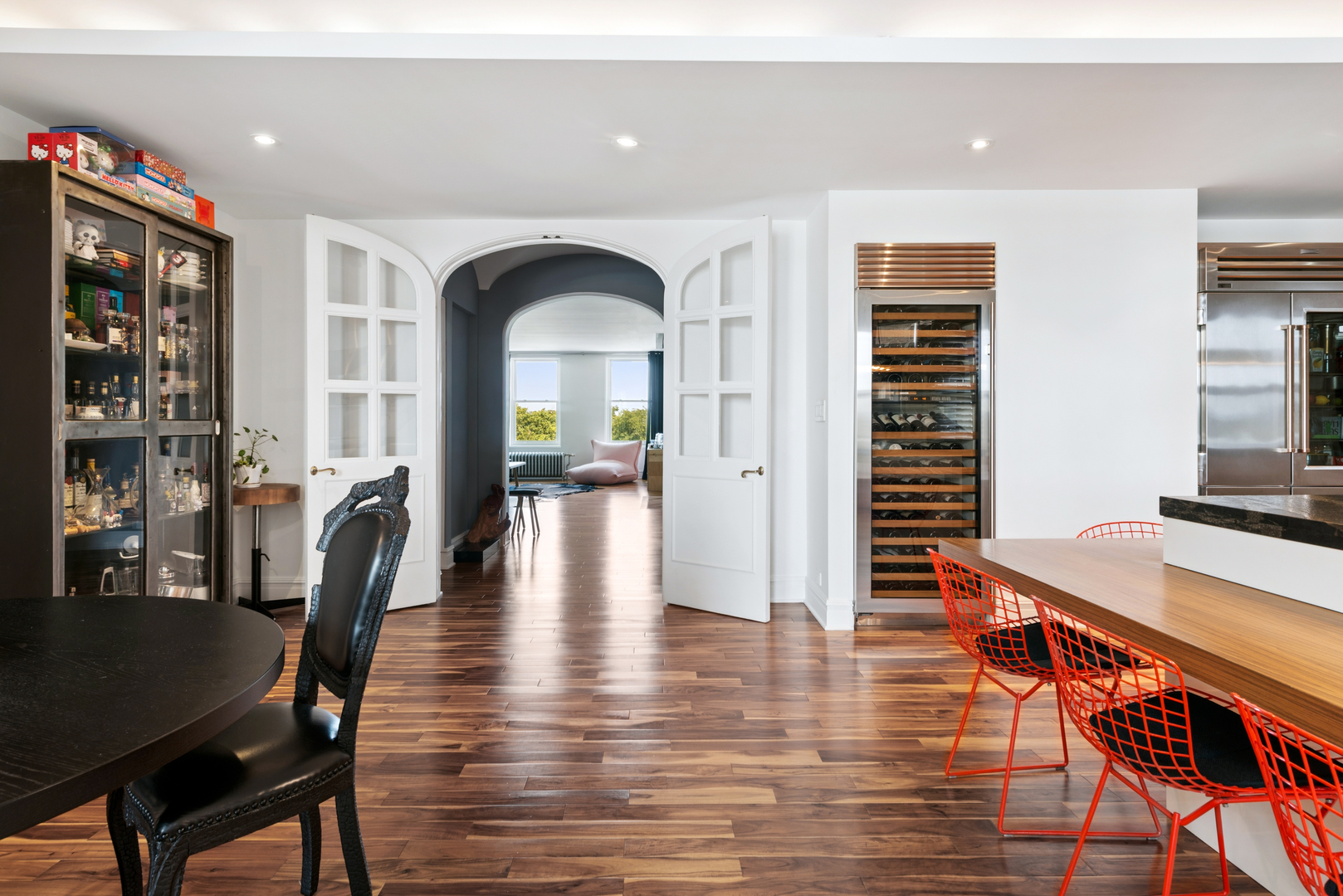 3500 N LAKE SHORE Drive Unit: 6D