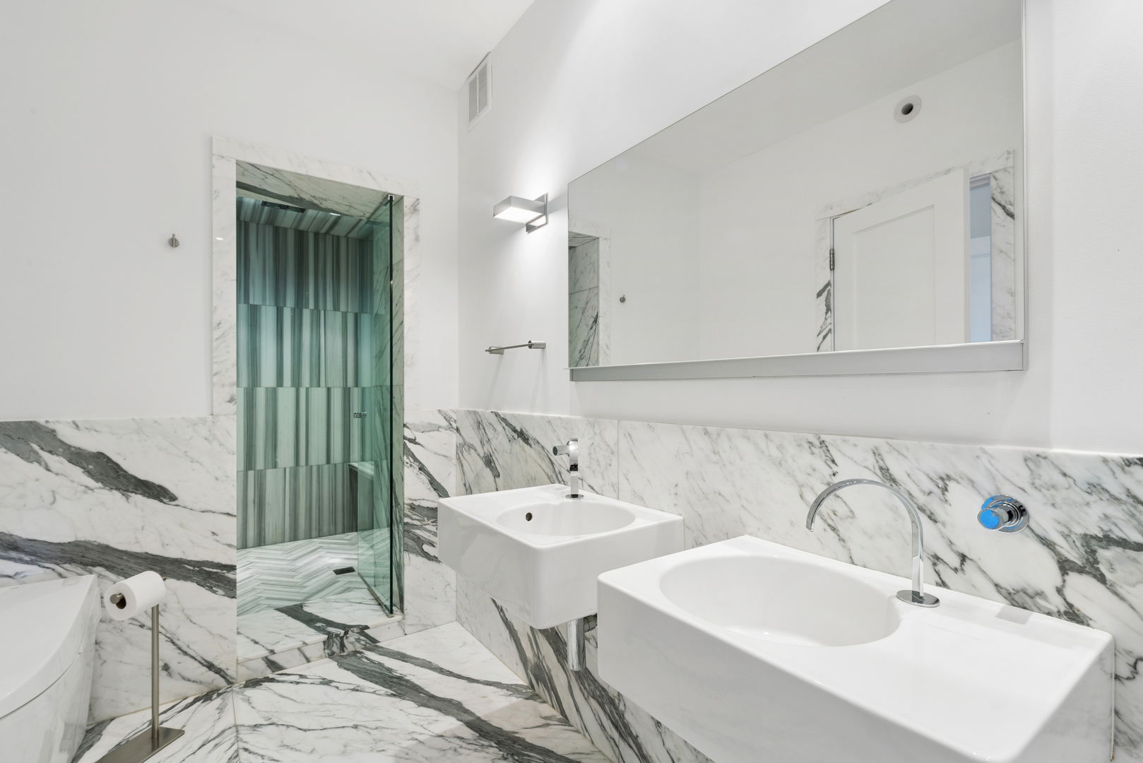3500 N LAKE SHORE Drive Unit: 6D