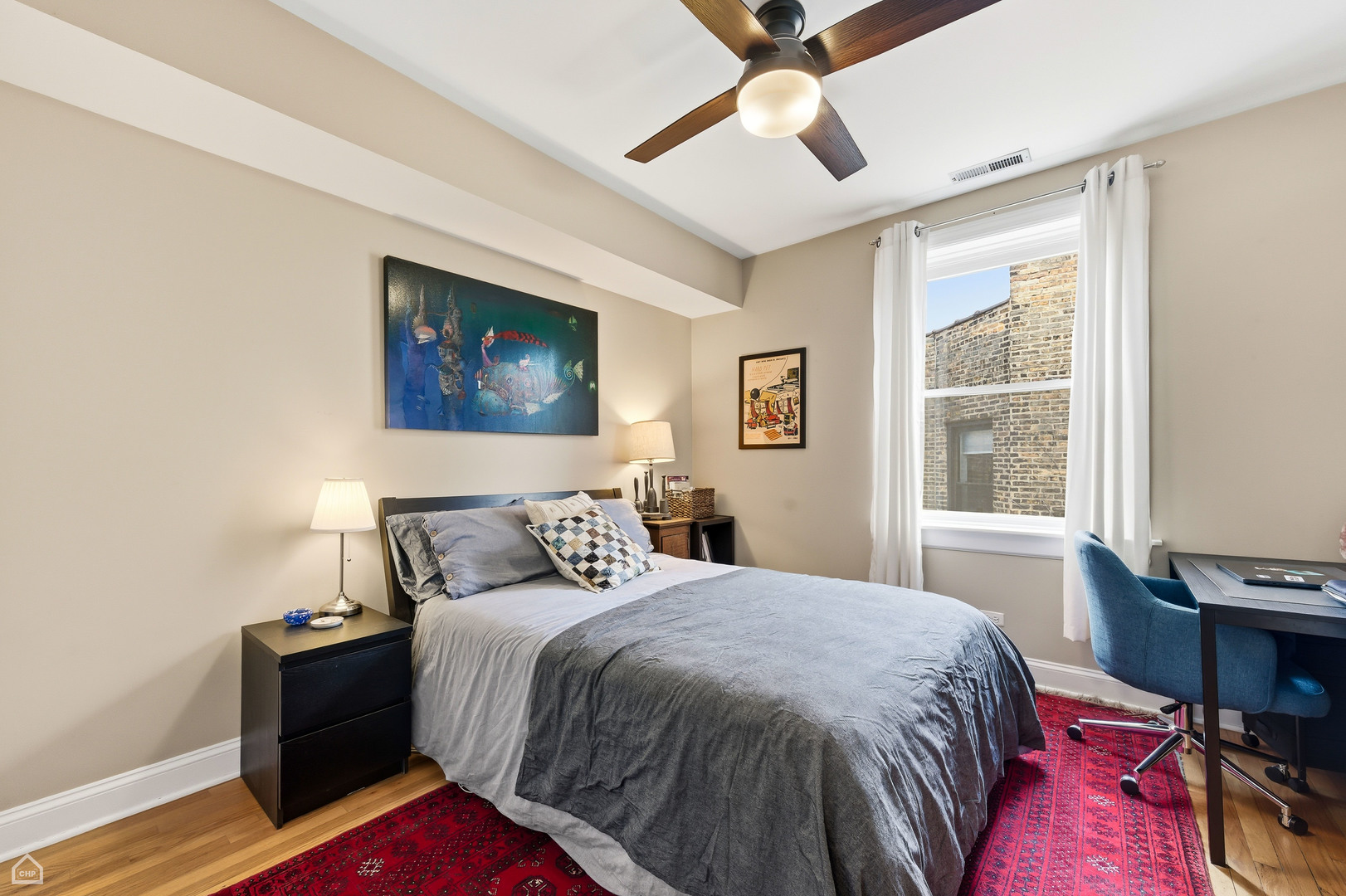 1258 W WINONA Street Unit: 4B