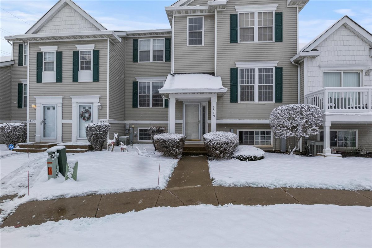 3549 Woodside Court Unit: 3549