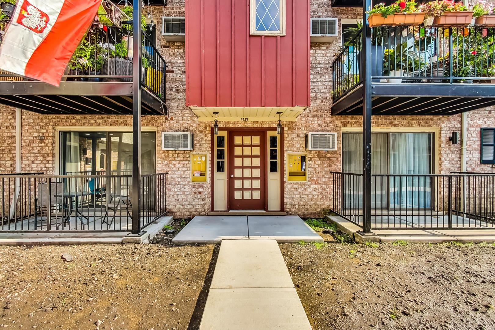 5343 N Delphia Avenue Unit: 144