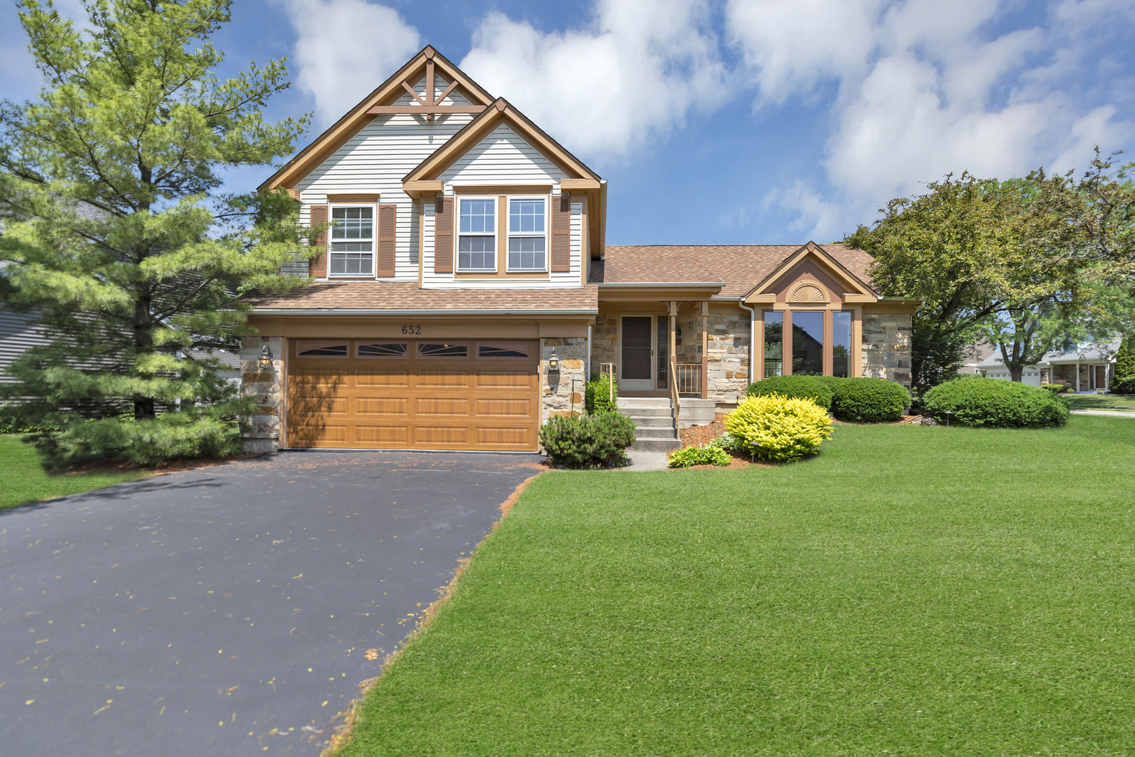 652 Morning Glory Lane