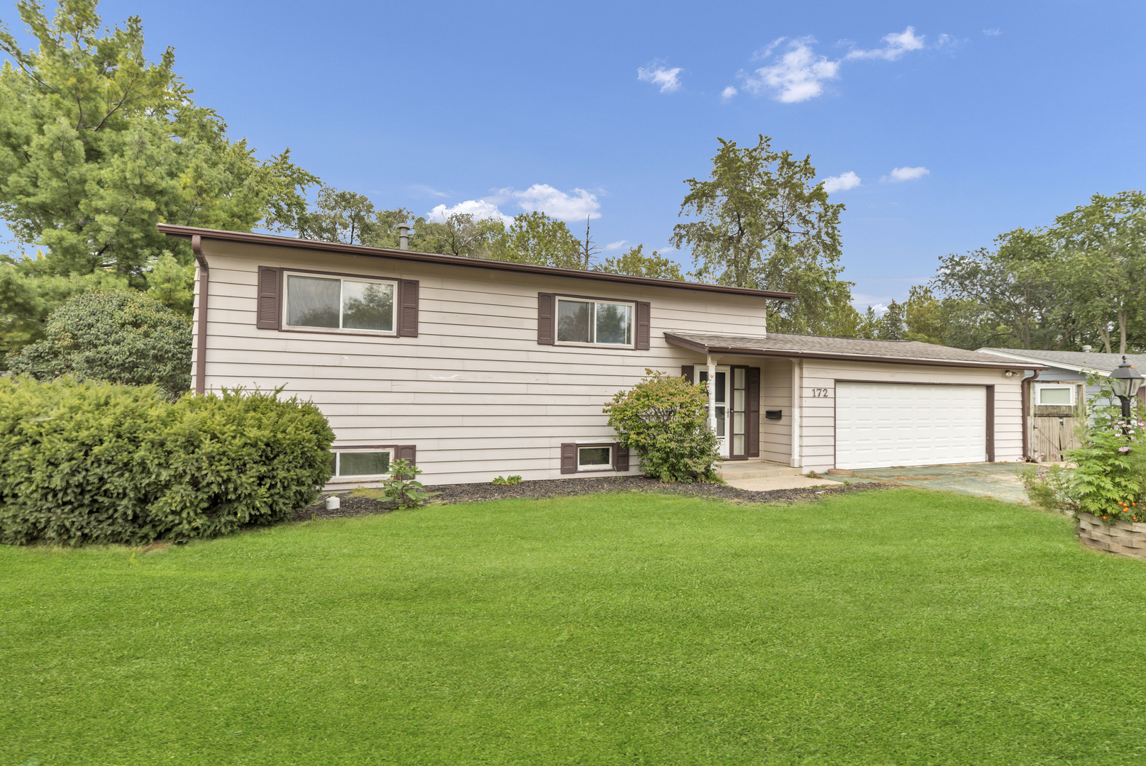 172 Boulder Hill Pass