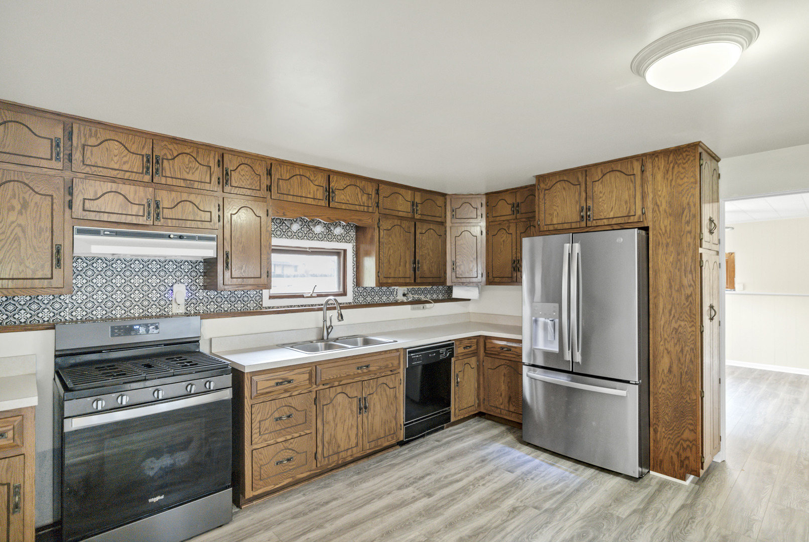 172 Boulder Hill Pass