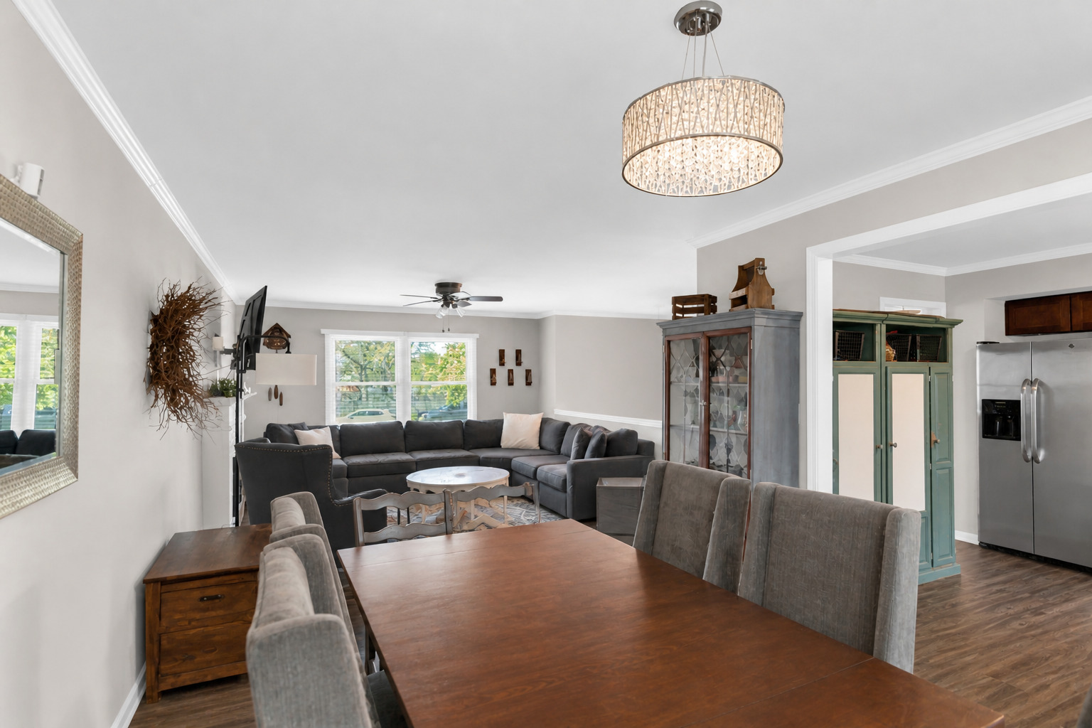 419 DEERPATH Drive