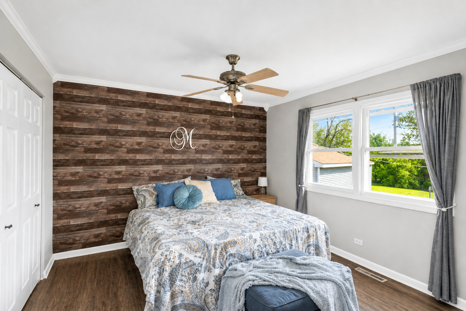 419 DEERPATH Drive