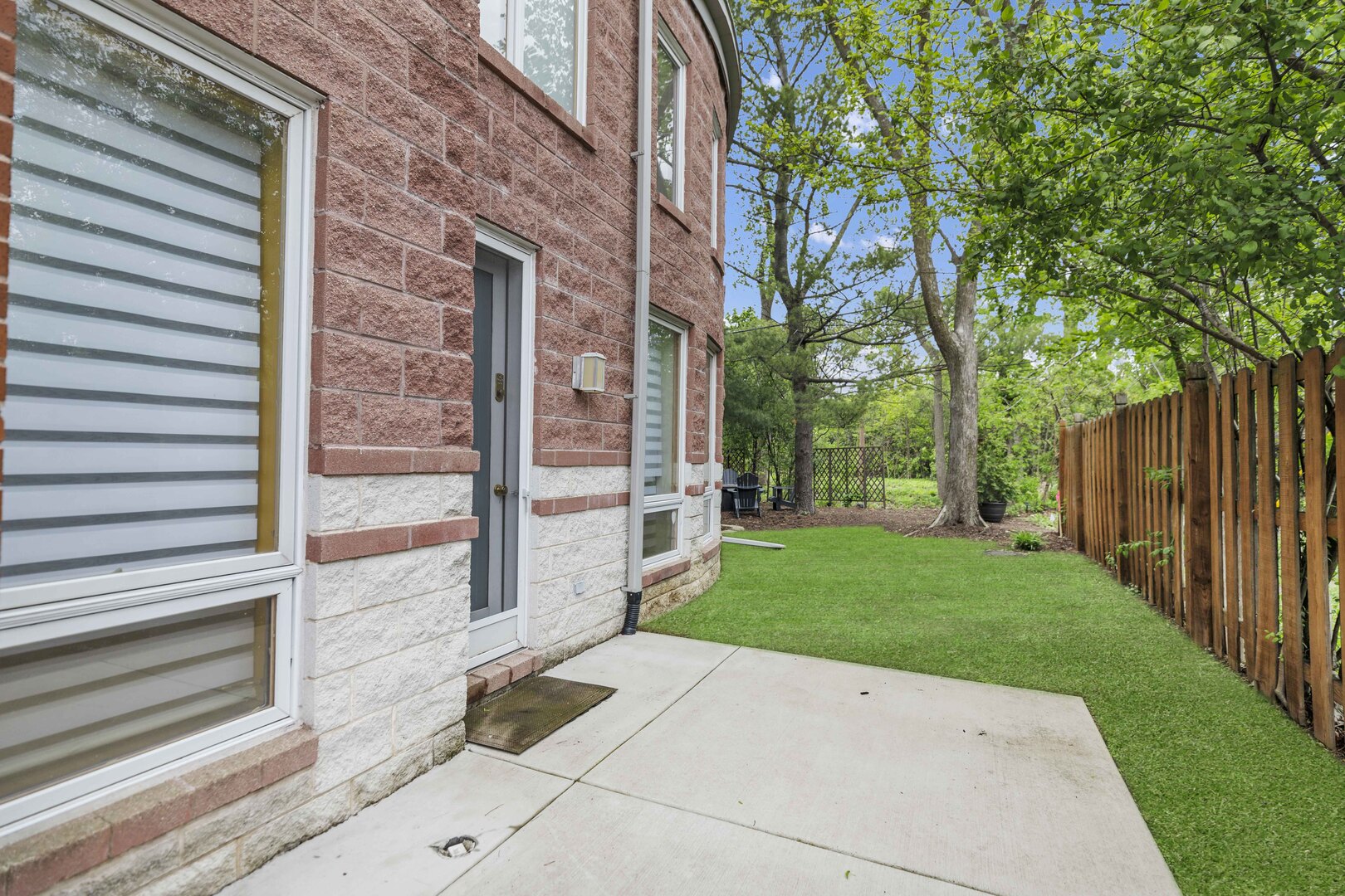 15 Manchester Lane