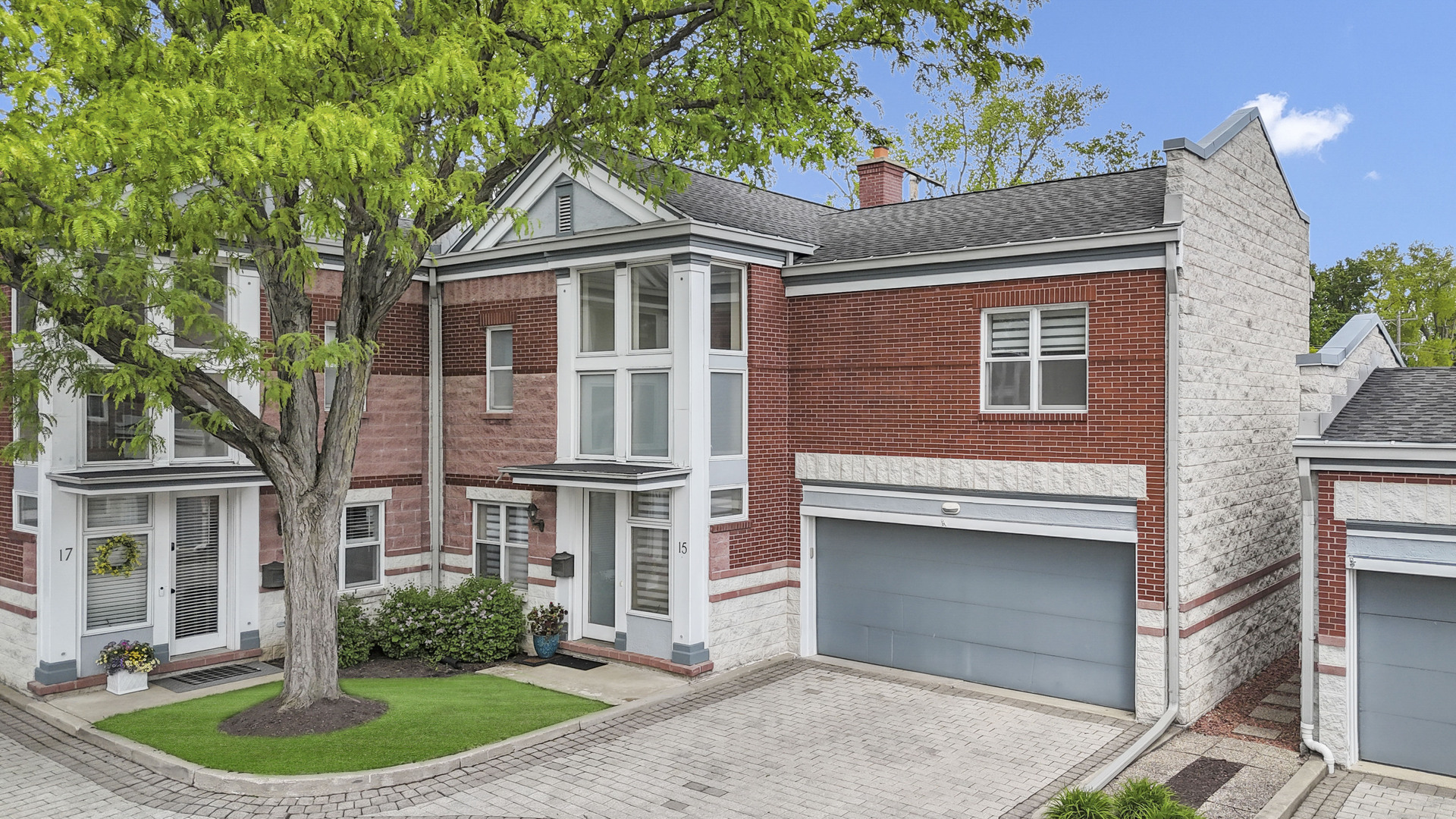 15 Manchester Lane
